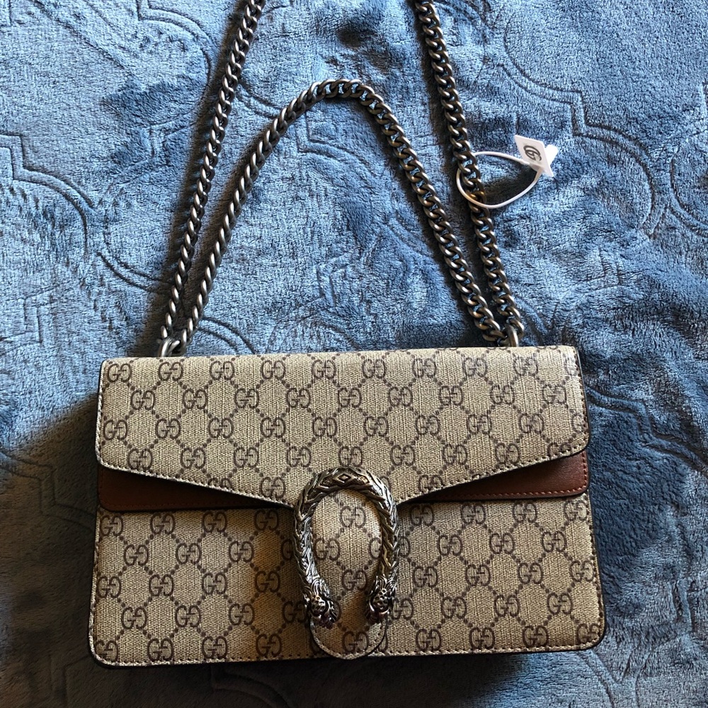 shoulder bag